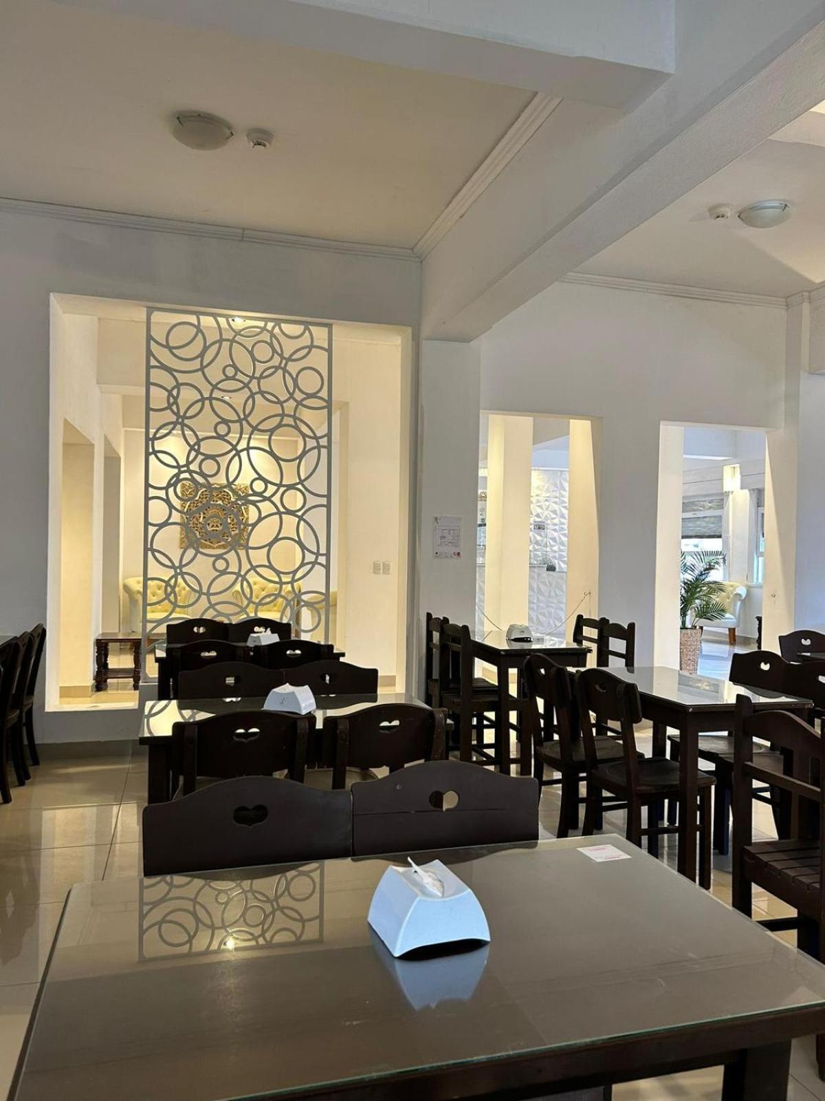 Hotel American ปีรีอาโปลิส ภายนอก รูปภาพ